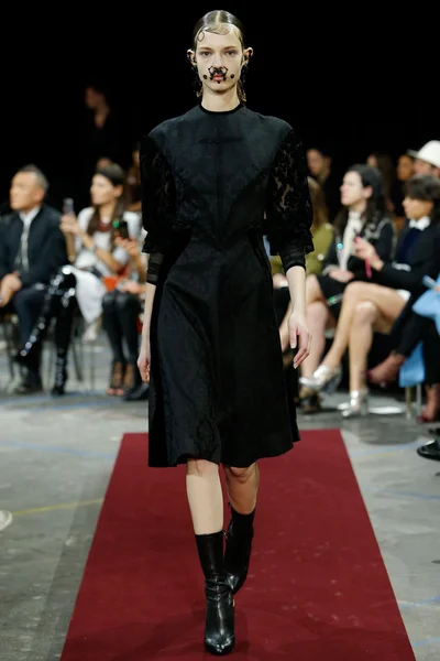 Look 2